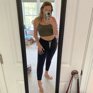 Black Under Armor joggers